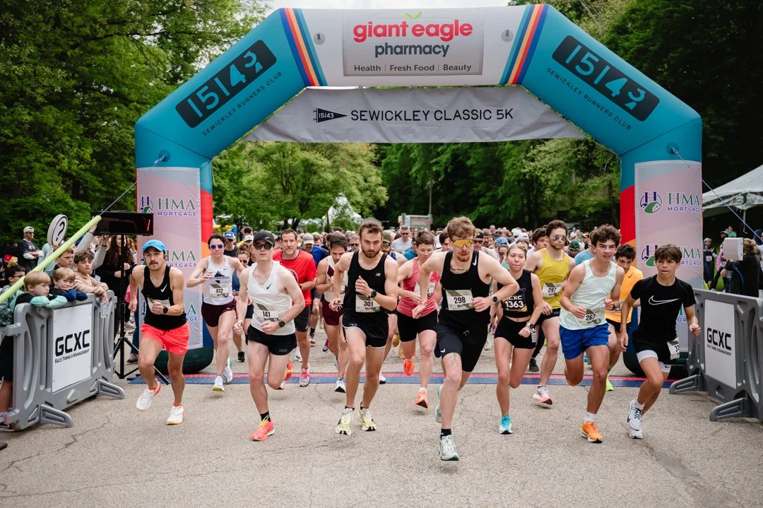 Runners launching from the Sewickley Classic start line